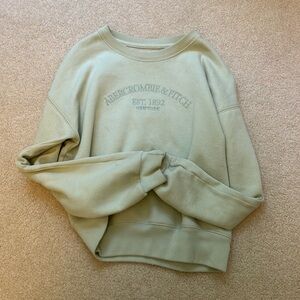 Green crewneck sweatshirt